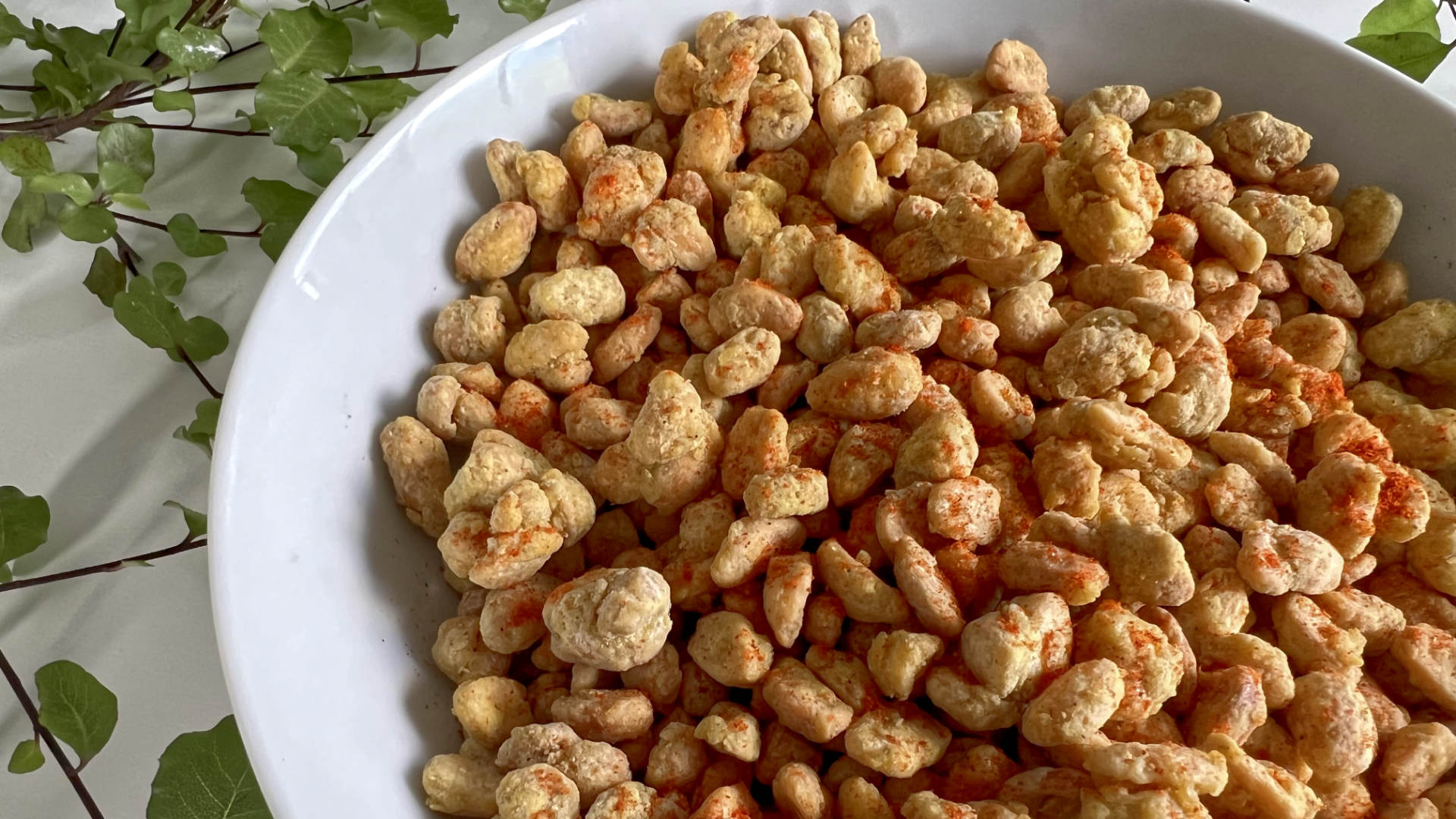 Crispy and Tasty Fried Peanuts