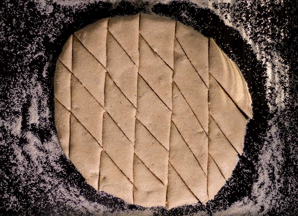 Semolina/Rulang Aluwa after cutting into pieces