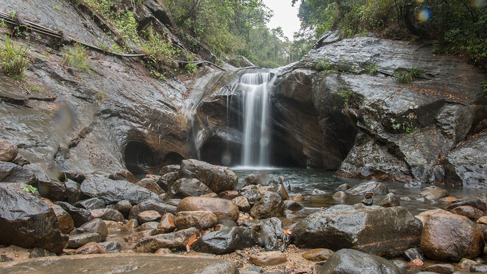 Wide view of Bambarakiri Ella